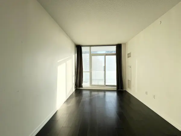 Toronto C15, ON M2J 0B6,62 Forest Manor RD #708