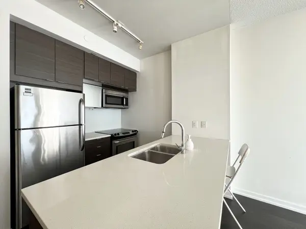 Toronto C15, ON M2J 0B6,62 Forest Manor RD #708