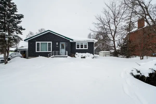 Clearview, ON L0M 1S0,222 Charles ST