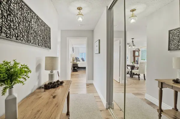 65 Ellen ST #610, Barrie, ON L4N 3A5