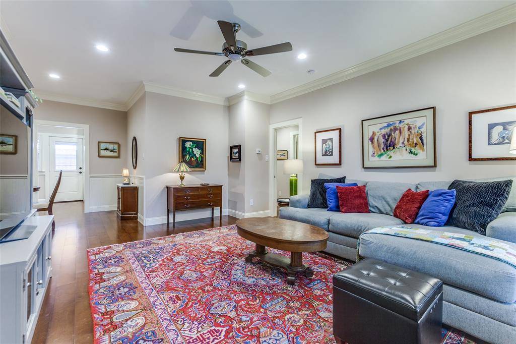 10720 Park Village Place #D, Dallas, TX 75230