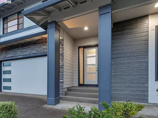 Sherwood, OR 97140,23886 SW HERON LAKES DR