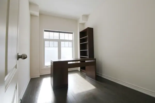 3903 Tufgar CRES, Burlington, ON L7M 1N7