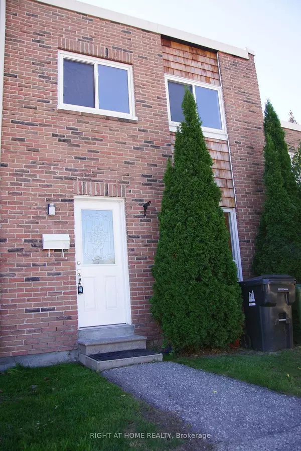 18 Elsa Vine WAY #132, Toronto C15, ON M2J 4H9