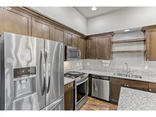 15450 SE ECKERT LN, Damascus, OR 97089