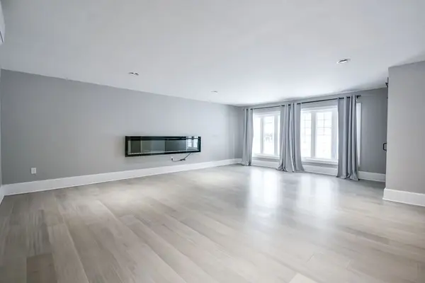 1 Pine Spring RD, Oro-medonte, ON L4M 4Y8