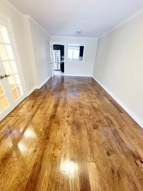 Brampton, ON L6R 1B8,15 Chipmunk CRES #Upper Portion