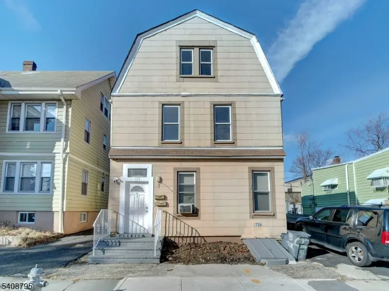 93 Bedford St #1, East Orange City, NJ 07018