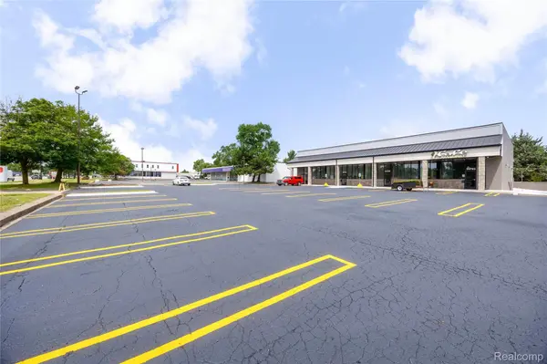 34794 Plymouth RD, Livonia, MI 48150