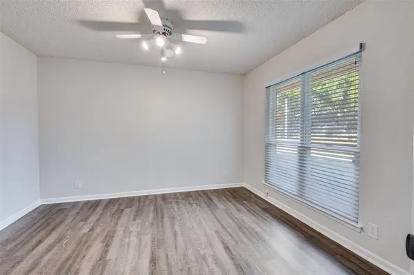 1902 Green Meadow Court, Arlington, TX 76013