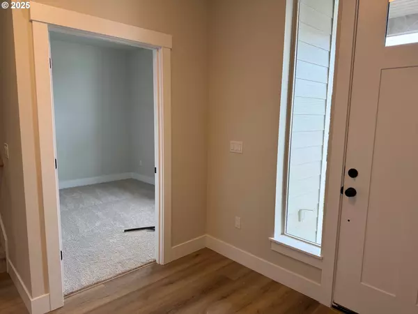 Molalla, OR 97038,1241 Rachel LN