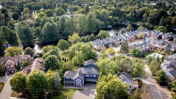 Bracebridge, ON P1L 1G4,230 Ecclestone DR