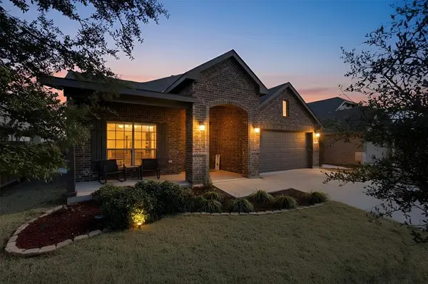 182 Colter Drive, Waxahachie, TX 75167