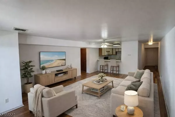 19 Plauderville Ave #101, Garfield City, NJ 07026