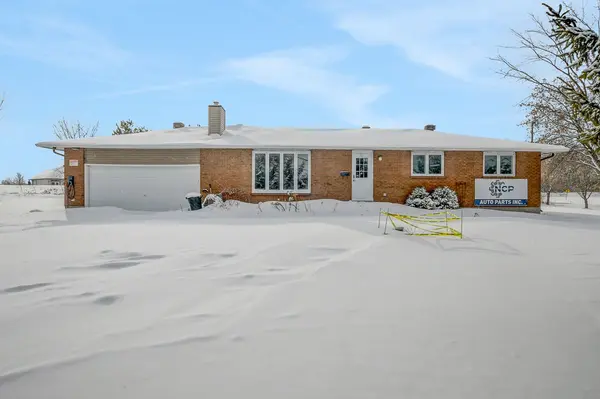 2991 Carp RD, Carp - Huntley Ward, ON K0A 1L0