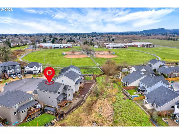 Newberg, OR 97132,205 W TAYLOR CT