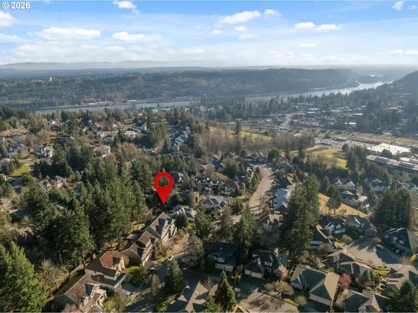 2311 FALCON DR, West Linn, OR 97068