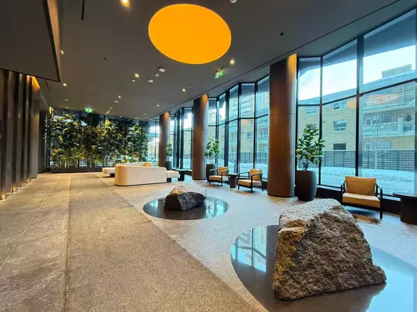 Toronto, ON M4P 1V7,110 Broadway AVE #2701