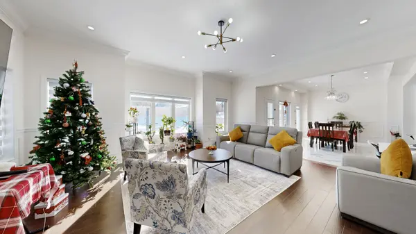 East Gwillimbury, ON L9N 0P5,3 Mary Willson CT