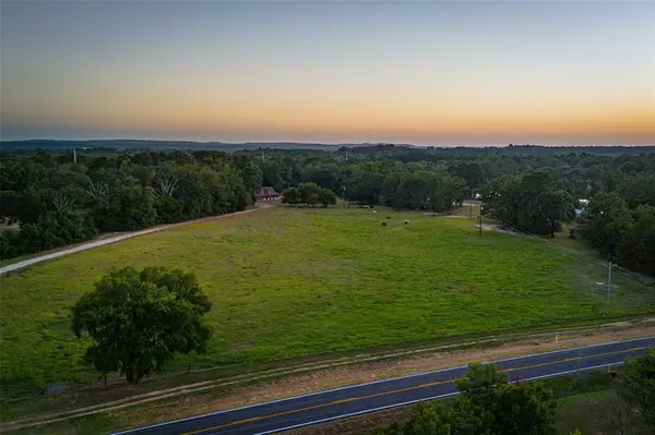 12701 FM 2010, Chandler, TX 75758