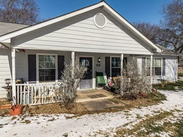 Waxahachie, TX 75165,358 E Pecan Street