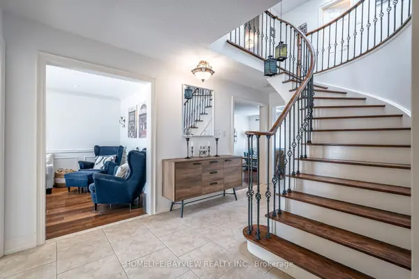 40 Gardner PL, Vaughan, ON L6A 1C2