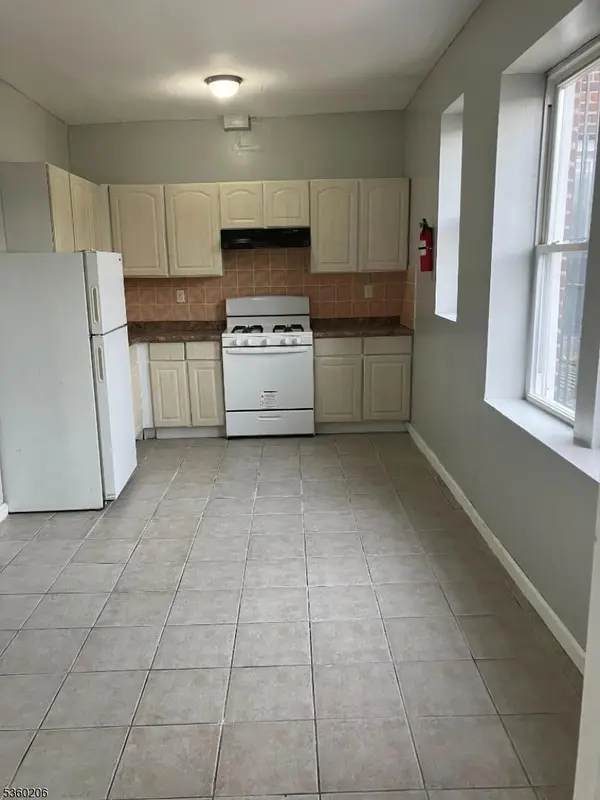 789 S Orange Ave, Newark City, NJ 07106