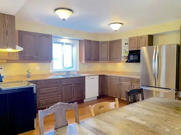 126 Reach ST #Unit #2, Uxbridge, ON L9P 1L3