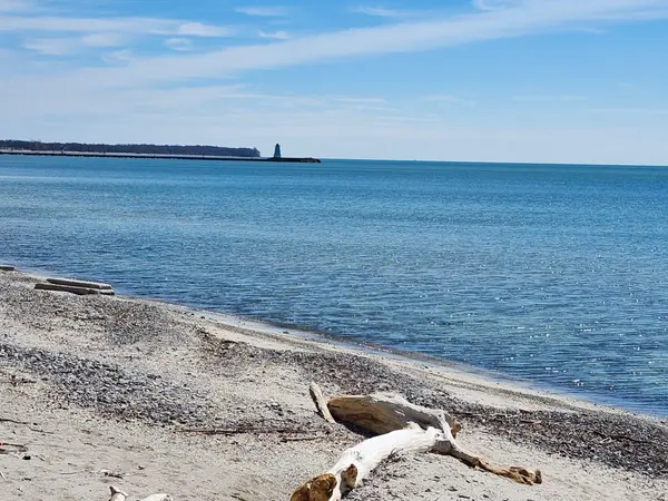 Haldimand, ON N1A 2W6,80 Lighthouse DR