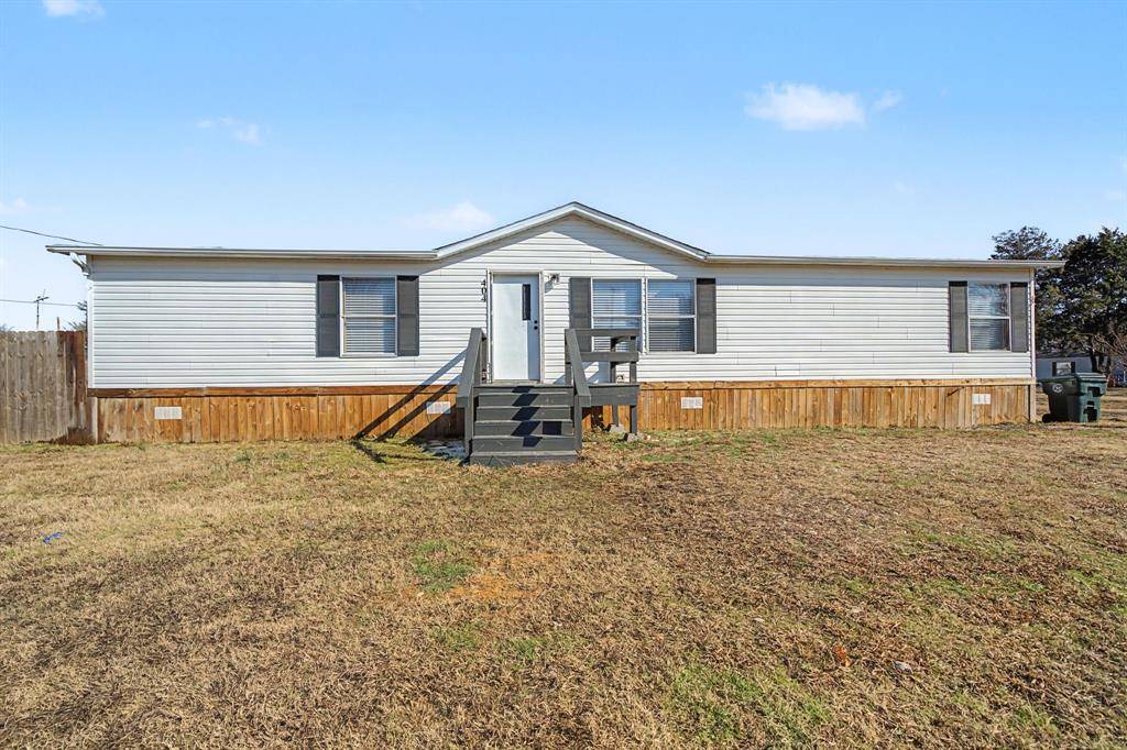 404 Kaci Jo Drive, Mabank, TX 75147