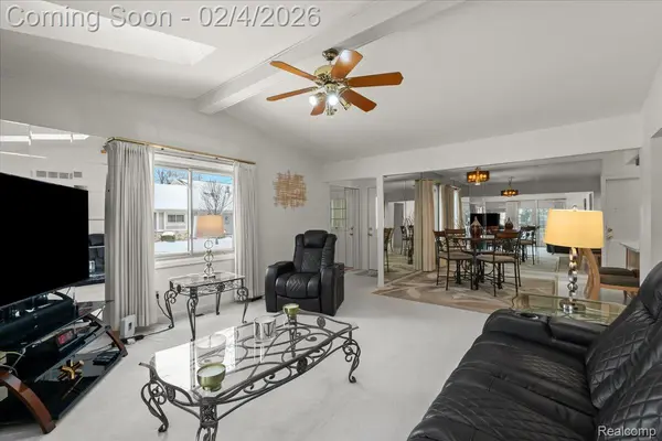 42158 Blossom LN #44, Clinton Charter Township, MI 48038