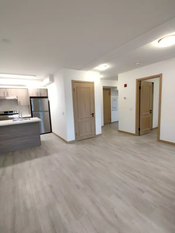 Toronto, ON M1W 2S6,3453 Victoria Park AVE #A110