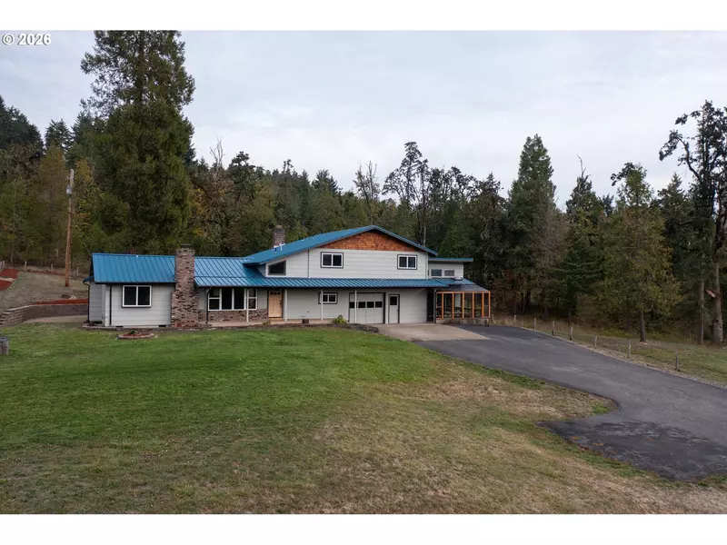 37075 CAMP CREEK RD, Springfield, OR 97478