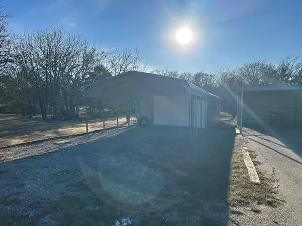 6005 Vinery Lane, Joshua, TX 76058