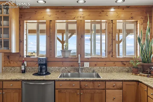 400 W Shideler AVE, Cripple Creek, CO 80813