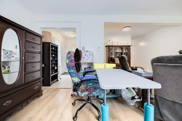 16 Grand River CT, Brampton, ON L6S 2J8