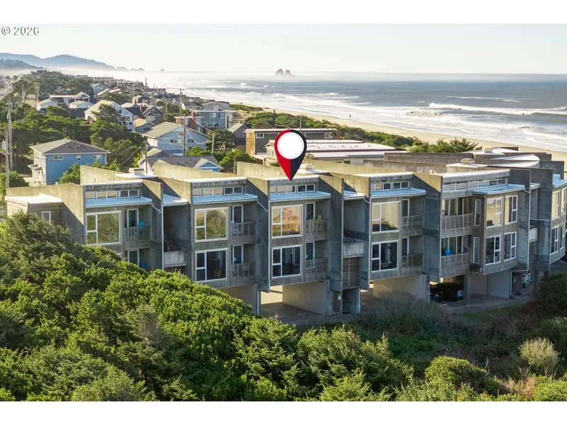 105 NW 23rd AVE #206, Rockaway Beach, OR 97136