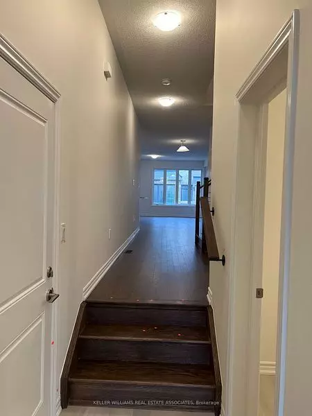 Milton, ON L9T 2X5,1435 Watercress WAY