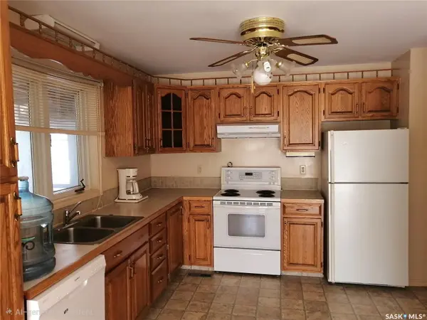 144 2nd STREET W, Ponteix, SK S0N 1Z0