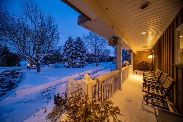 Bluewater, ON N0M 2T0,33992 Moore CT