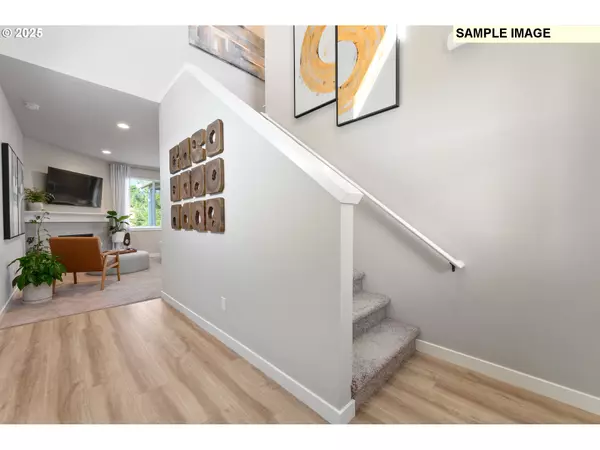 Estacada, OR 97023,2803 NE Claire RD #207