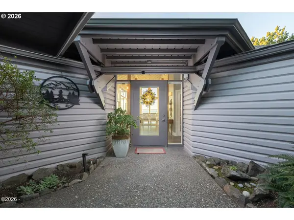 143 SALISHAN DR, Gleneden Beach, OR 97388