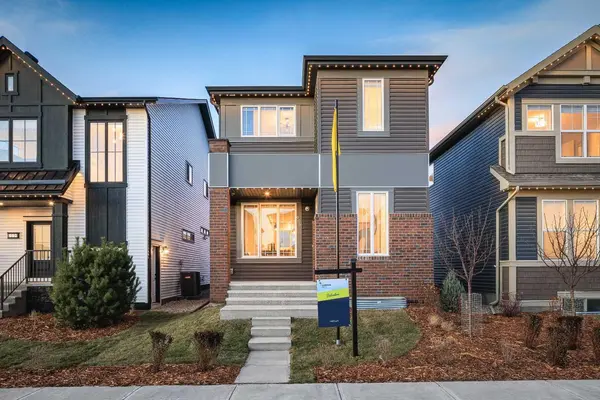 906 Chinook Winds Meadow SW, Airdrie, AB T4B 5P7