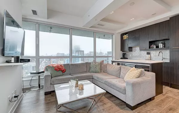 Toronto C01, ON M5V 0H5,30 Nelson ST #2607