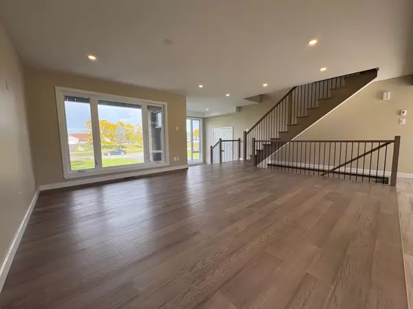 Alfred And Plantagenet, ON K0B 1J0,170 Gascon ST E