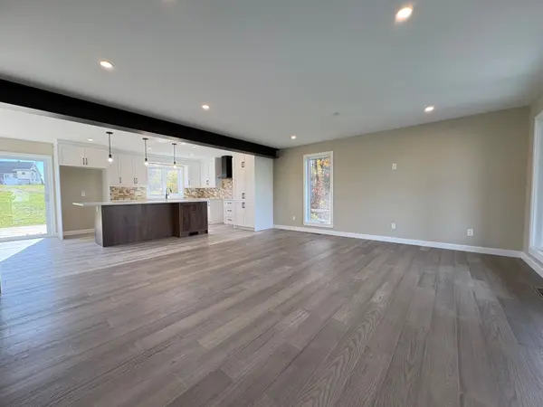 Alfred And Plantagenet, ON K0B 1J0,170 Gascon ST E