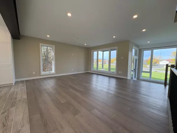 Alfred And Plantagenet, ON K0B 1J0,170 Gascon ST E