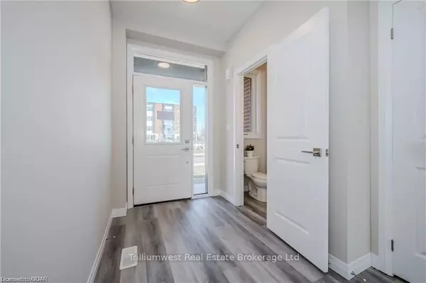 North Dumfries, ON N0B 1E0,73 Ayr Meadows CRES