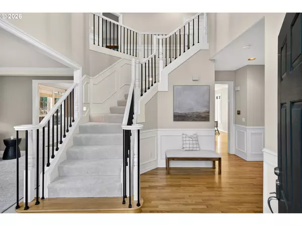 Portland, OR 97229,3684 NW LORIANN DR