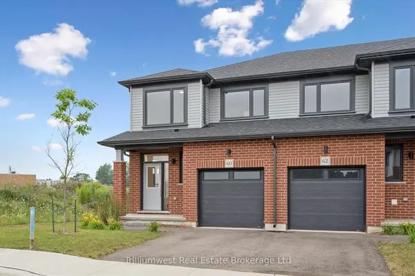 North Dumfries, ON N0B 1E0,60 Ayr Meadow CRES